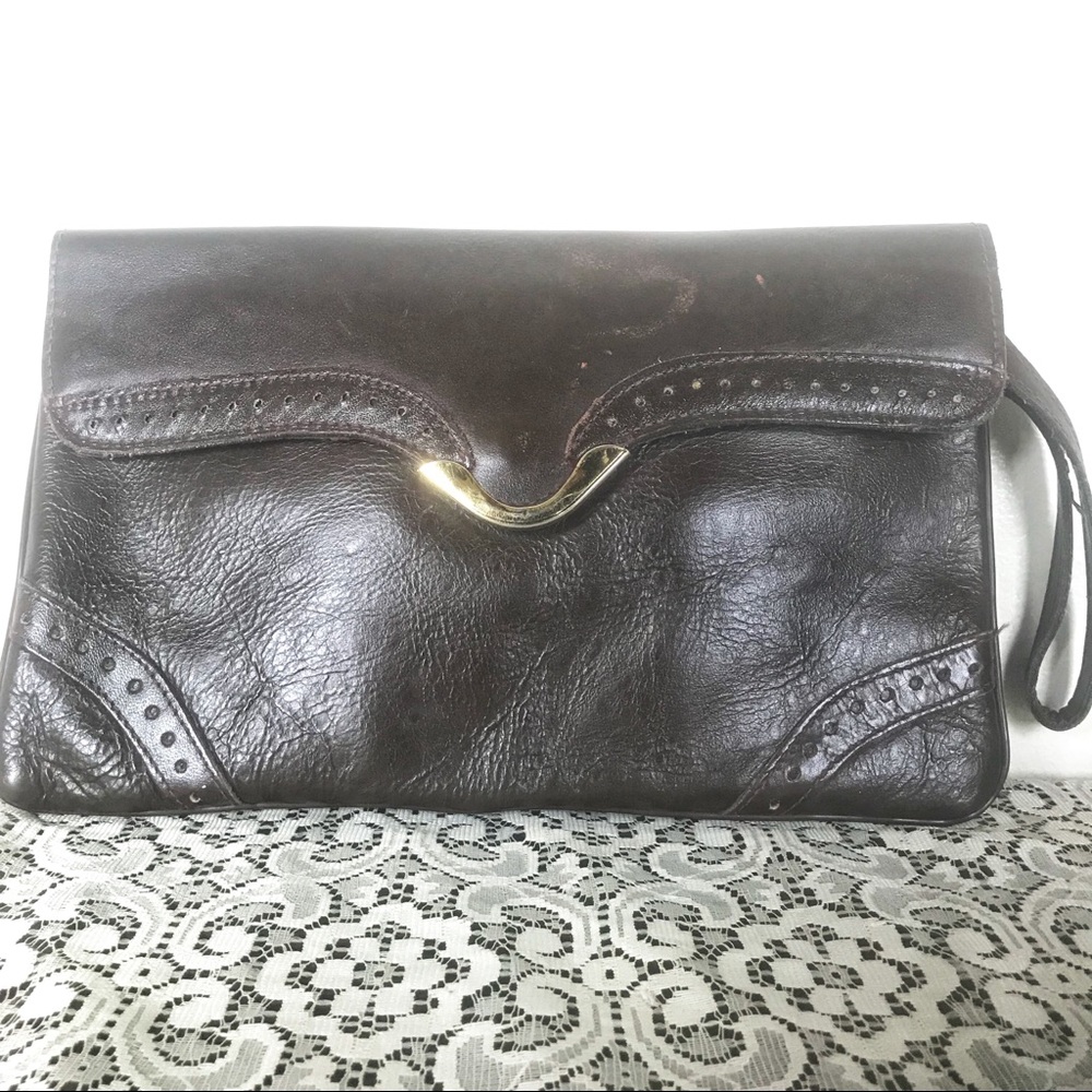 Vintage 100% Leather purse. Clutch